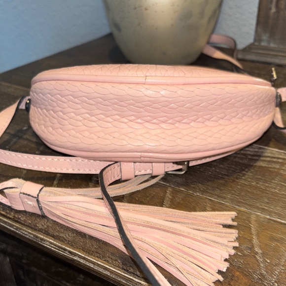 Patricia Nash Round Crossbody Bag – Dust Pink - Picture 7 of 8